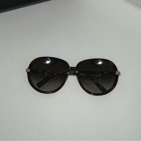 Givenchy 61mm Gradient Round Sunglasses In Dark Havana & Brown Gradient -Reemoly - Picture 5 of 16